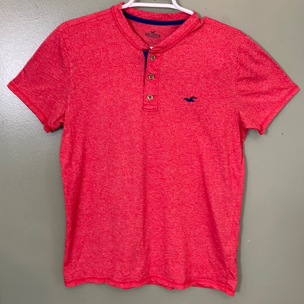 Mens Hollister 3 button red shirt size small,60%cotton and 40%polyester.